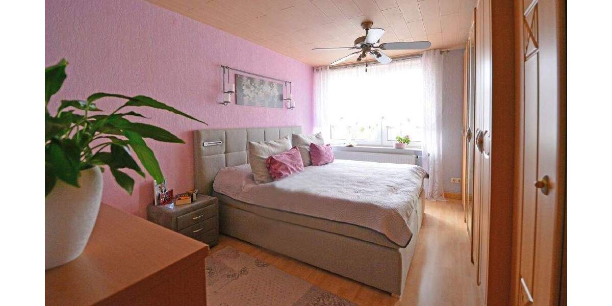 Vermietete 3-ZKB mit Balkon in ordentlicher Wohnlage von Niederzwehren 3 zimmer