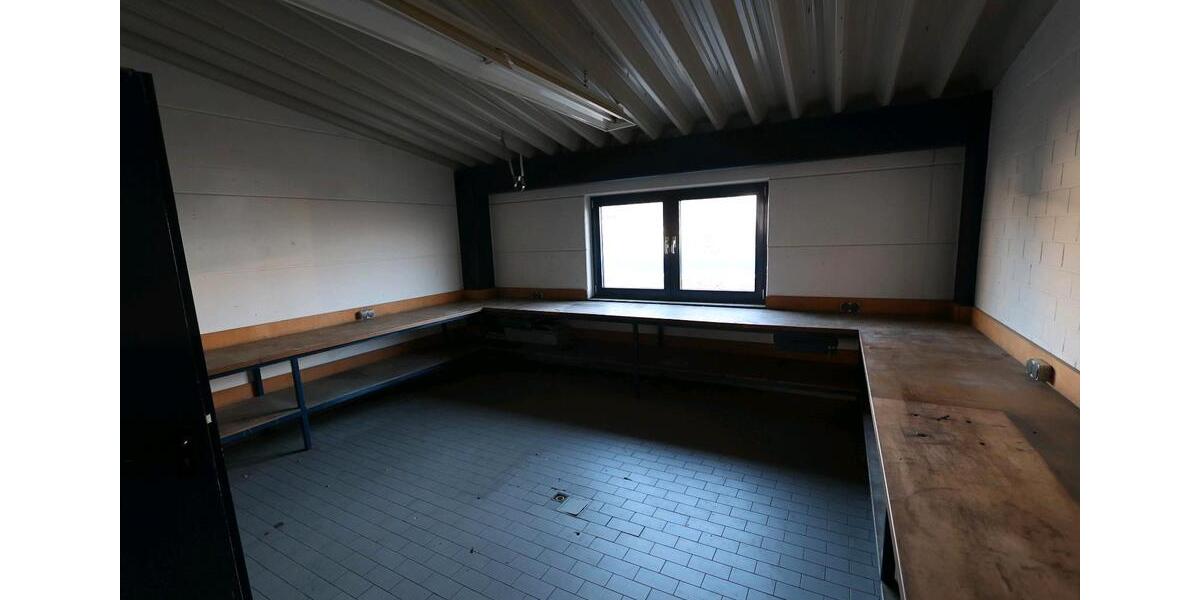 Gewerbeobjekt Baunatal - 2.600&euro; | Angebot:25094448