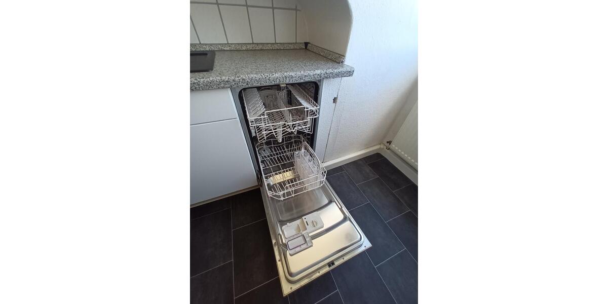 Wunderschöne 3 Z. DG-Wohnung frei zum 01.03.2026 3 zimmer