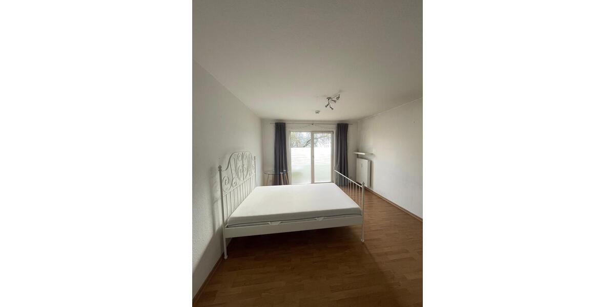 Erdgeschoßwohnung Kassel - 1 Zimmer, 23 m&sup2;, 300&euro; | Angebot:25360896