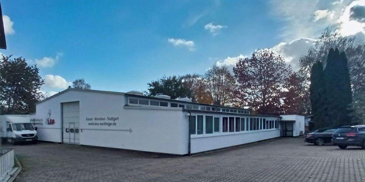 Attraktive Lagerhalle mit Büroanbau in Vellmar zimmer