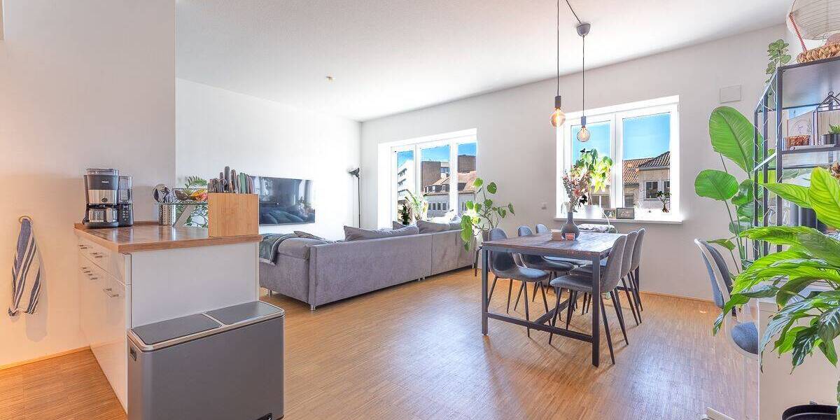 Etagenwohnung Kassel / Mitte Mitte - 3 Zimmer, 80 m&sup2;, 1.000&euro; | Angebot:26740329