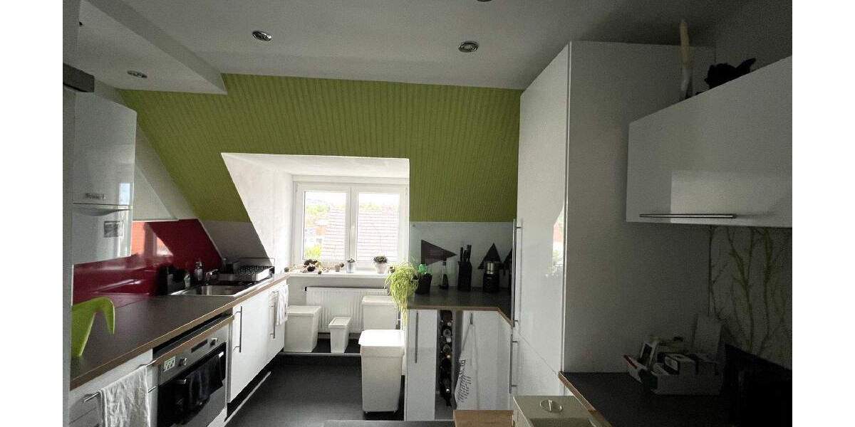 Etagenwohnung Kassel Kirchditmold - 4 Zimmer, 98 m&sup2;, 249.000&euro; | Angebot:23945207