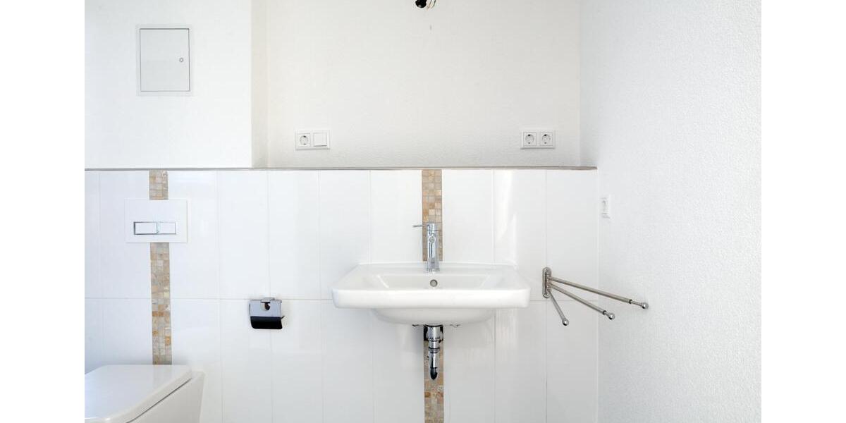 Terrassenwohnung Kassel Harleshausen - 4 Zimmer, 172 m&sup2;, 1.550&euro; | Angebot:25650709