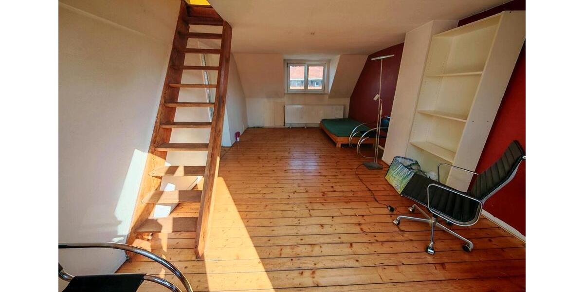 Dachgeschoßwohnung Kassel Südstadt - 3 Zimmer, 68 m&sup2;, 160.000&euro; | Angebot:26722543