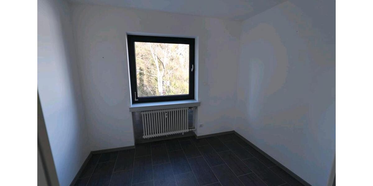 Etagenwohnung Kassel Nordshausen - 3 Zimmer, 88 m&sup2;, 250.000&euro; | Angebot:26539886