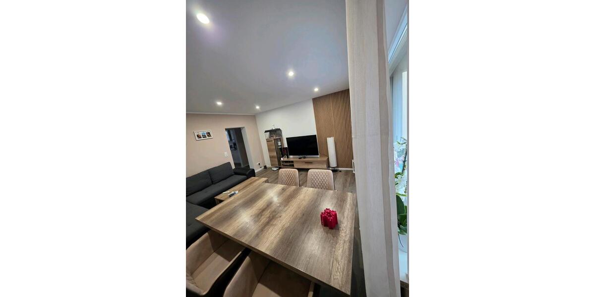 Etagenwohnung Kassel Philippinenhof-Warteberg - 3 Zimmer, 71 m&sup2;, 210.000&euro; | Angebot:26119335