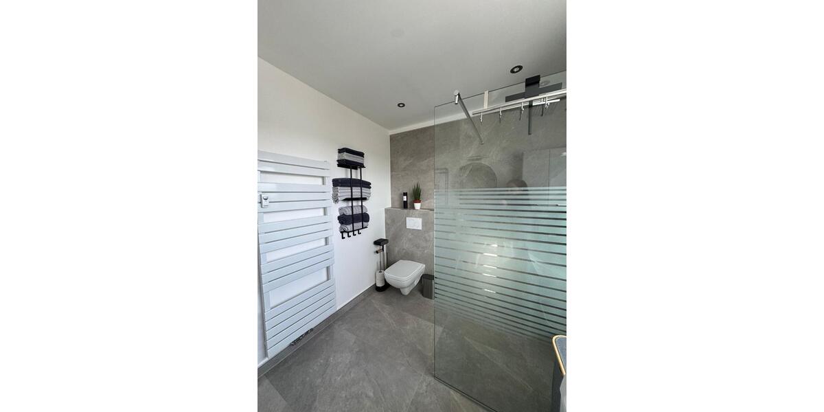 Etagenwohnung Baunatal - 3.5 Zimmer, 90 m&sup2;, 2.500&euro; | Angebot:24522860