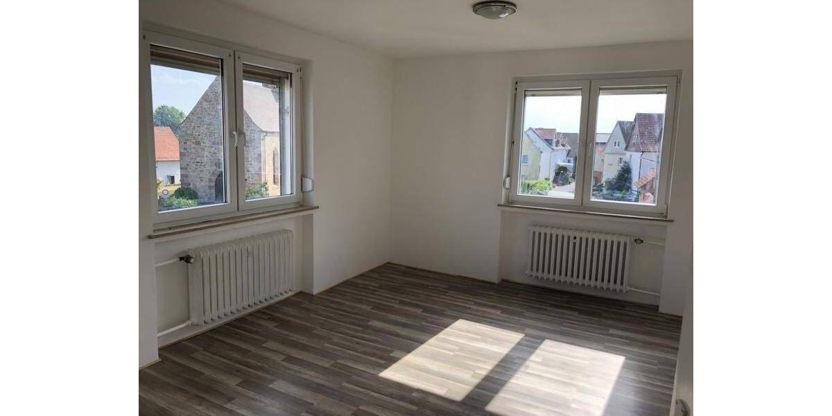 Etagenwohnung Fritzlar Werkel - 5 Zimmer, 115 m&sup2;, 850&euro; | Angebot:26910379