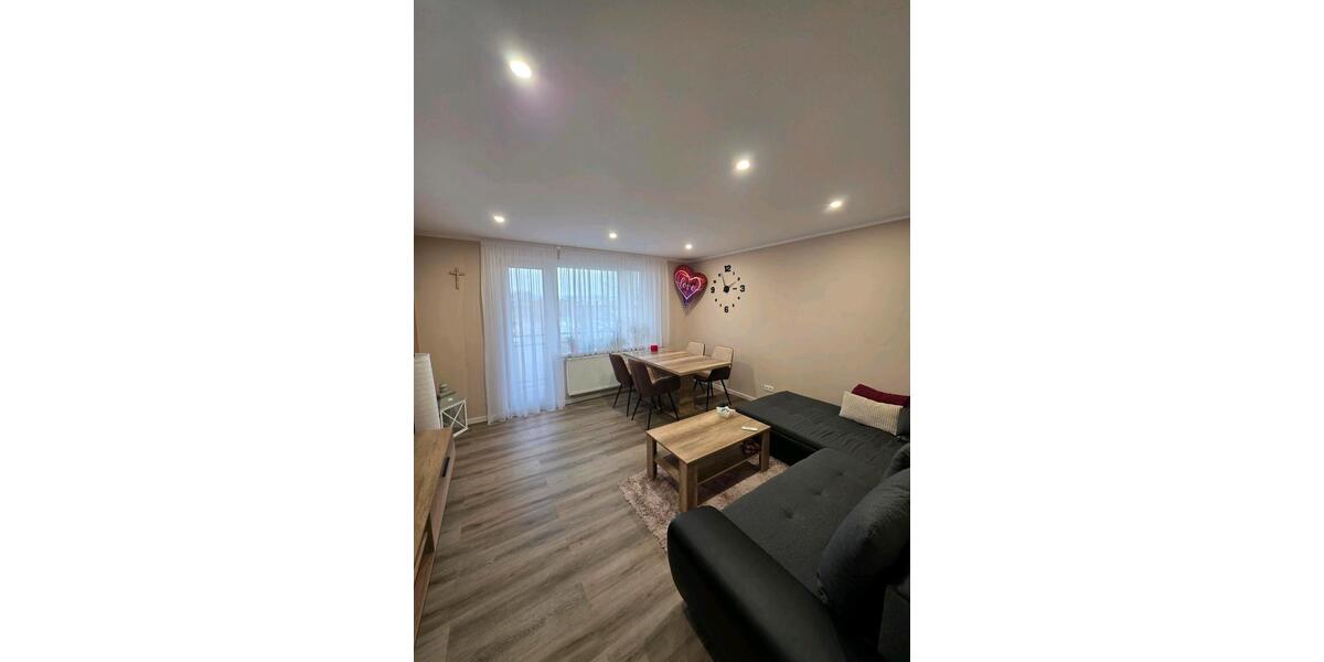 Etagenwohnung Kassel Philippinenhof-Warteberg - 3 Zimmer, 71 m&sup2;, 210.000&euro; | Angebot:26119335