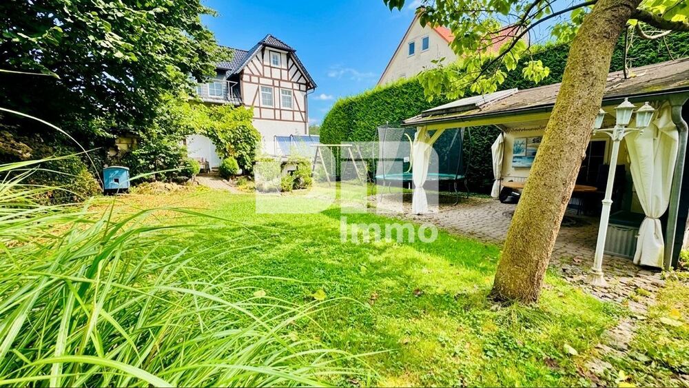 Sanierter Wohntraum mit Garten Terrasse und 2 Garagen + vielen Extras - Einfamilienhaus Witzenhausen | Angebot:27244520