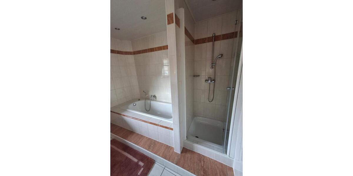 Einfamilienhaus Kaufungen - 7 Zimmer, 188 m&sup2;, 300.000&euro; | Angebot:26869688