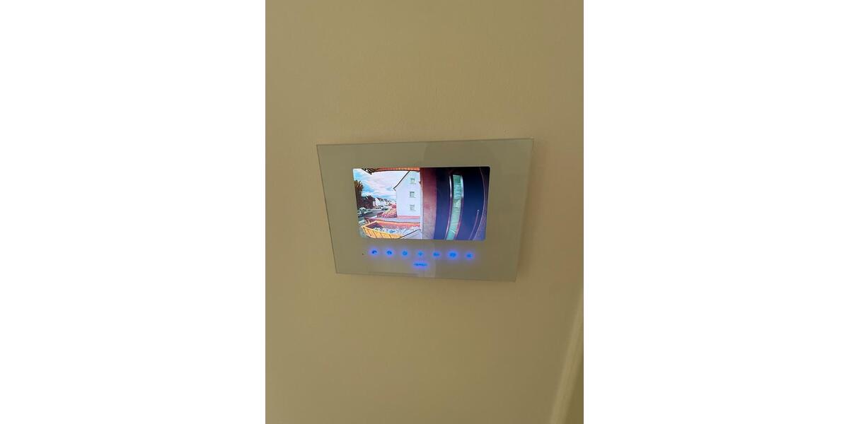 Dachgeschoßwohnung Kassel Niederzwehren - 2 Zimmer, 70 m&sup2;, 800&euro; | Angebot:26061117