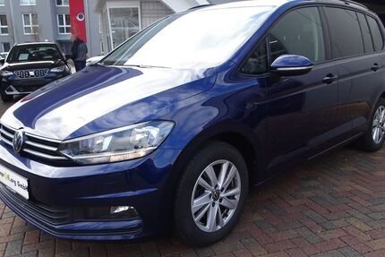 VW Touran 98.415 km 20.980 &euro; Hofgeismar 34369