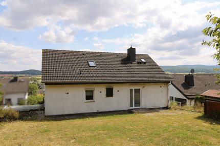 Haus Ahnatal - 6 Zimmer, 211 m&sup2;, 329.000&euro; | Angebot:25293277