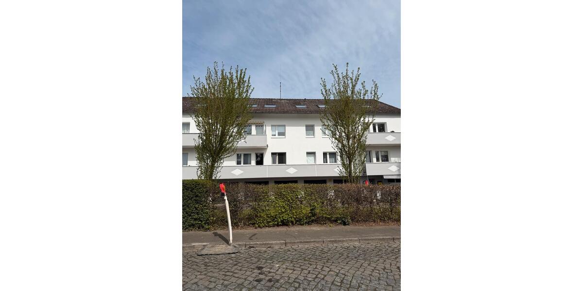 Dachgeschoßwohnung Kassel Fasanenhof - 3 Zimmer, 67 m&sup2;, 670&euro; | Angebot:26135598