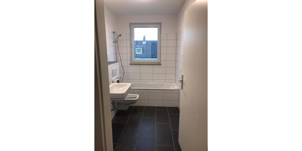 Etagenwohnung Kassel Niederzwehren - 3 Zimmer, 67 m&sup2;, 740&euro; | Angebot:26350767