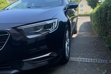 Opel Insignia 130.900 km 10.300 &euro; Baunatal 34125