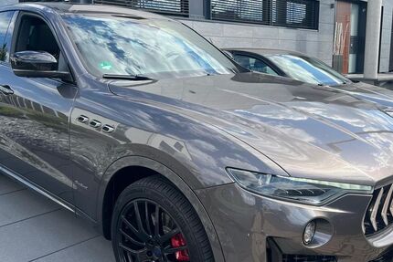 Maserati Levante 126.500 km 37.990 &euro; Niestetal 34266