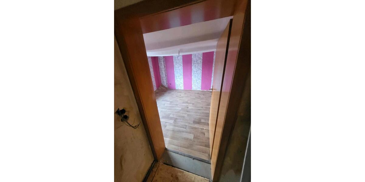 Einfamilienhaus Gudensberg - 7 Zimmer, 160 m&sup2;, 260.000&euro; | Angebot:26648990