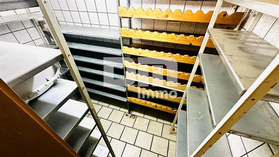 Lagerräume Souterrain von 3,5 bis 21 m² beheizt zentral in Bettenhausen an der Leipziger Str zimmer