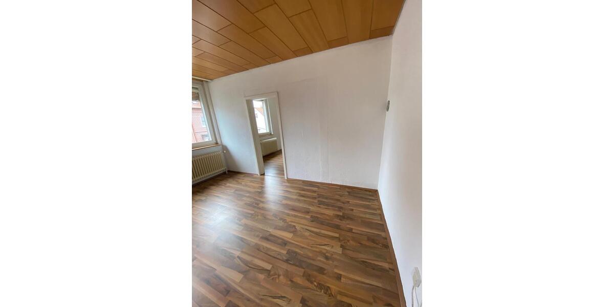 Einfamilienhaus Kassel Bettenhausen - 7 Zimmer, 150 m&sup2;, 1.950&euro; | Angebot:26554827