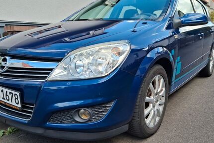 Opel Astra 181.000 km 2.890 &euro; Lohfelden 34253