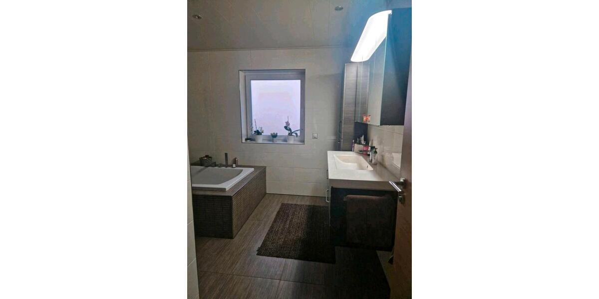 Einfamilienhaus Lohfelden - 5 Zimmer, 156 m&sup2;, 720.000&euro; | Angebot:25958581