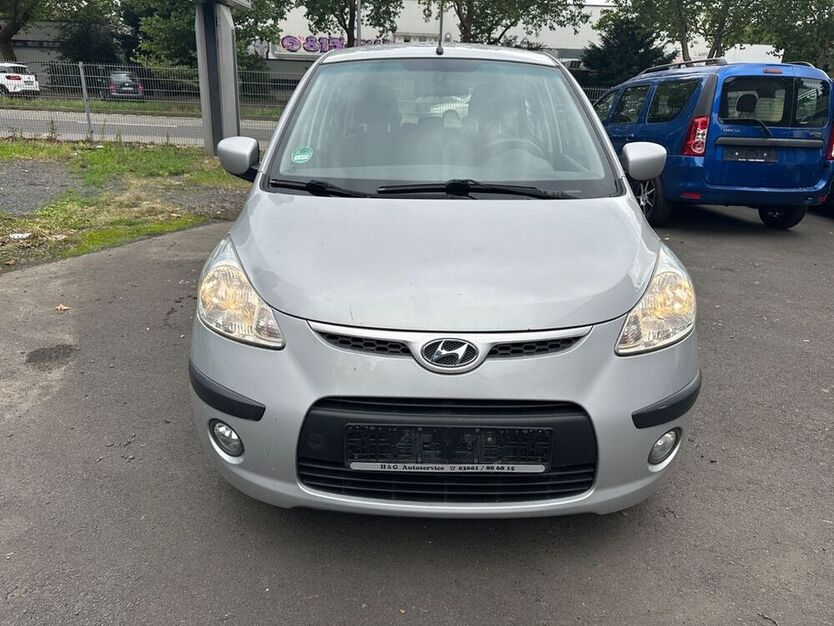 i10