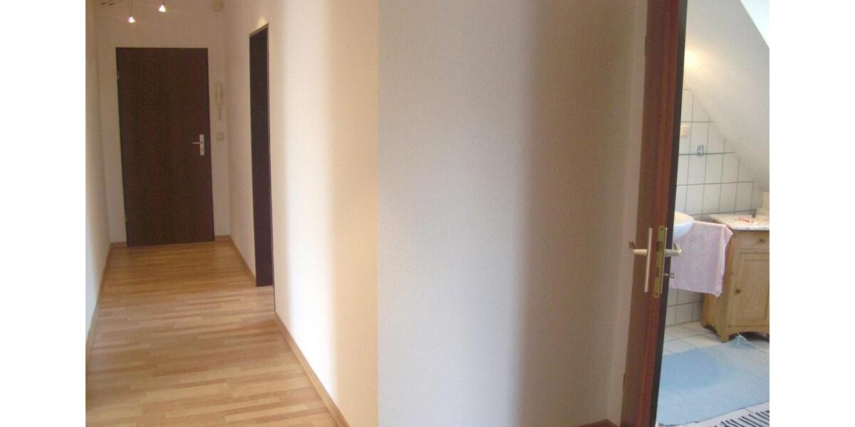 Neue möblierte helle 3 ZKB Balkon zu vermieten, KS Wolfsanger 3 zimmer