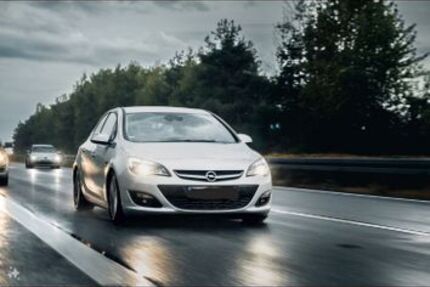 Opel Astra 159.000 km 4.990 &euro; Felsberg 34587