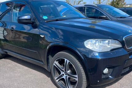 BMW X5 332.000 km 7.850 &euro; Kassel 34130