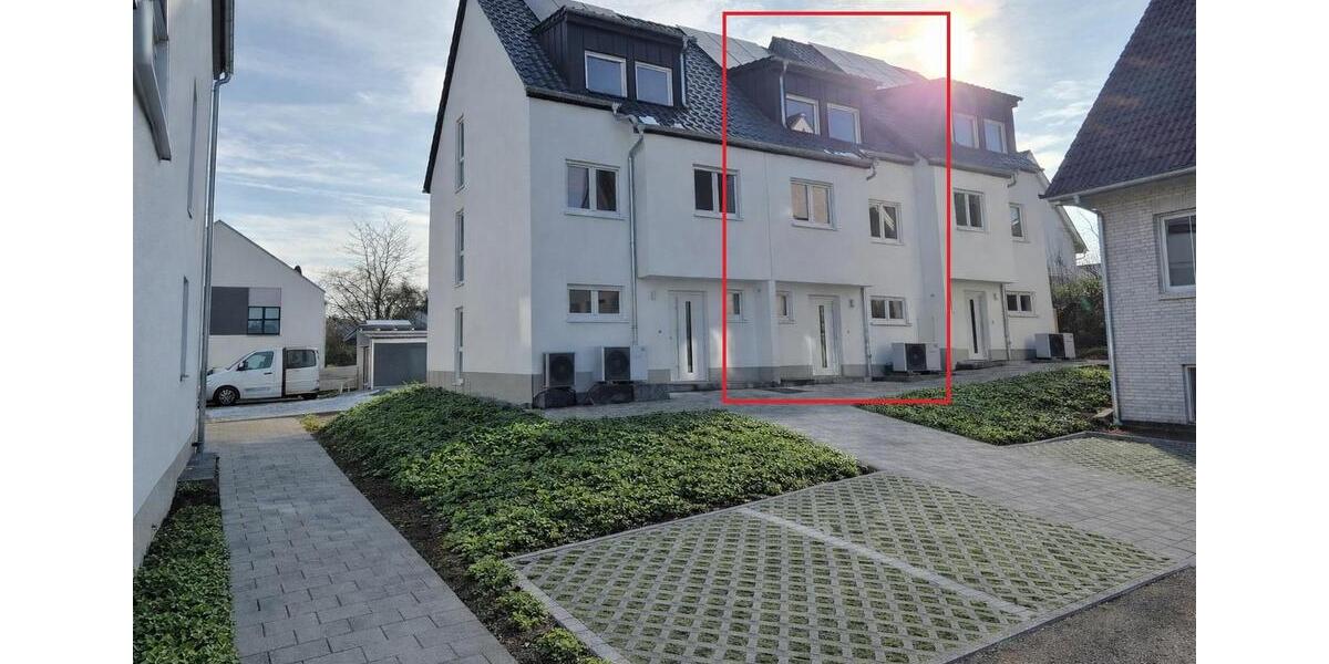 Reihenhaus Fuldatal - 4.5 Zimmer, 140 m&sup2;, 1.690&euro; | Angebot:26086904