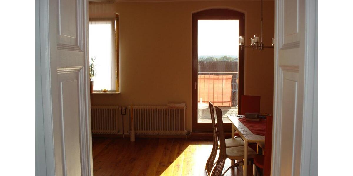 Dachgeschoßwohnung Kassel Fasanenhof - 1 Zimmer, 20 m&sup2;, 300&euro; | Angebot:26227377