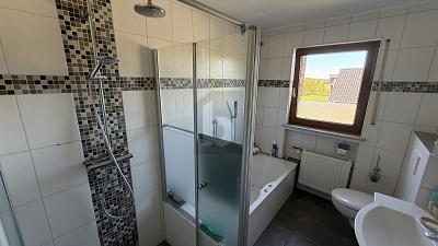HELL MIT BALKON UND STELLPLATZ - Etagenwohnung Schauenburg | Angebot:26387039