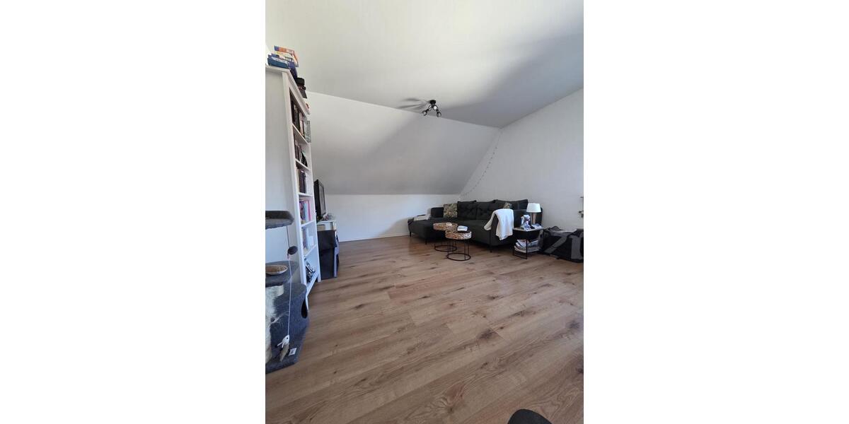 2 ZKB DG Wohnung im Eichwald 2 zimmer