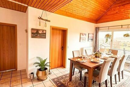 Wohnung Naumburg - 3 Zimmer, 80 m&sup2;, 560&euro; | Angebot:26427020