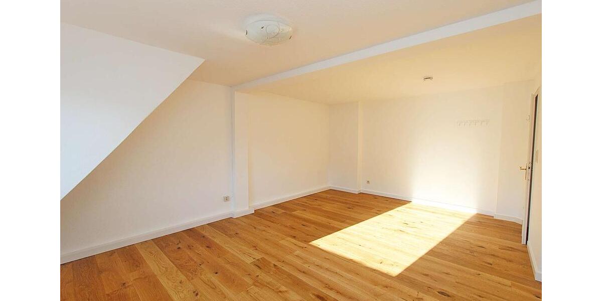 Etagenwohnung Kassel Bad Wilhelmshöhe - 3 Zimmer, 96 m&sup2;, 980&euro; | Angebot:25752444