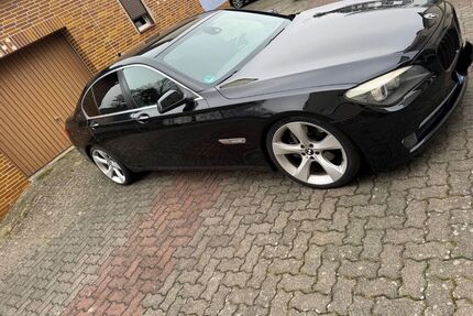 BMW 730
