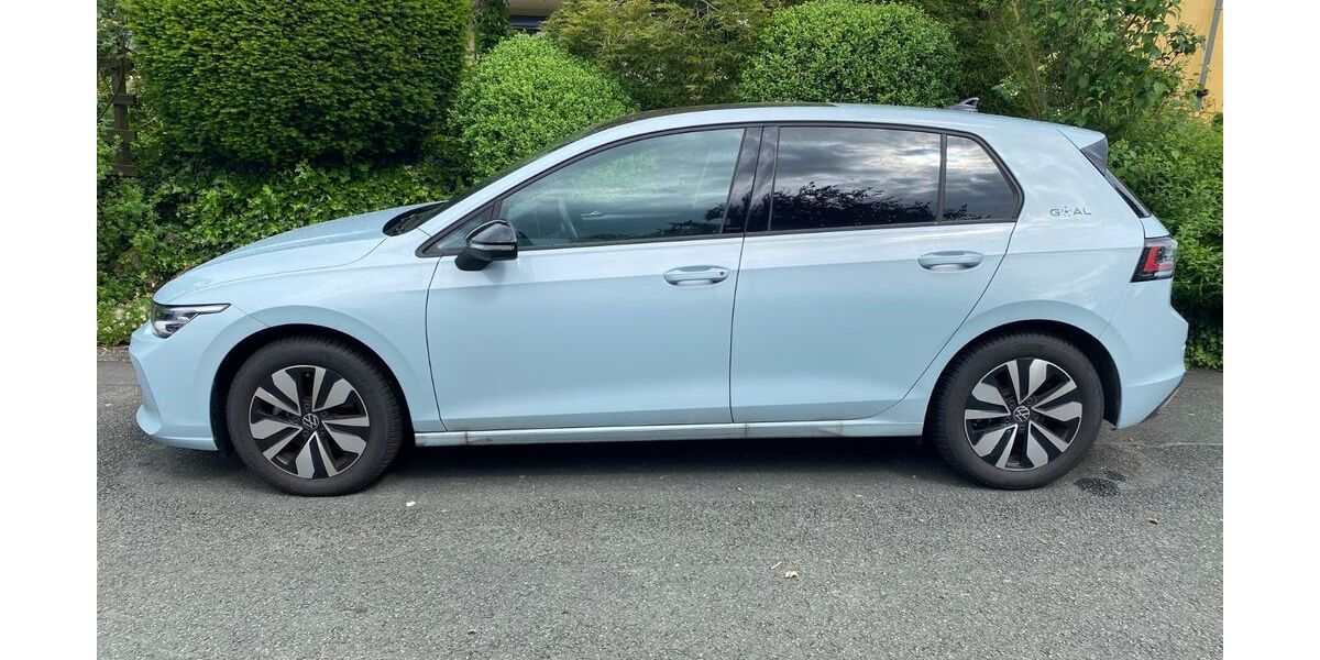 VW Golf 4.500 km 29.500 &euro; Habichtswald 34317