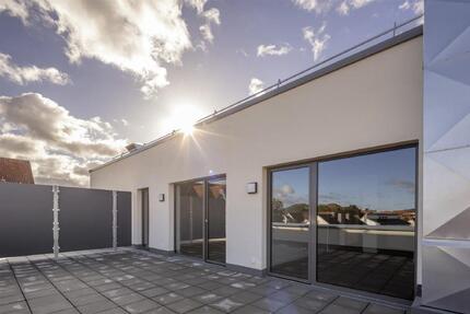 Erstbezug! Moderne 3-Zimmer-Wohnung mit großzügiger Terrasse 3 zimmer