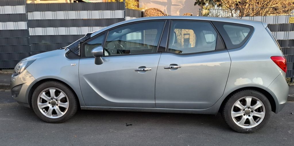 Opel Meriva 95.000 km 7.500 &euro; Vellmar 34246