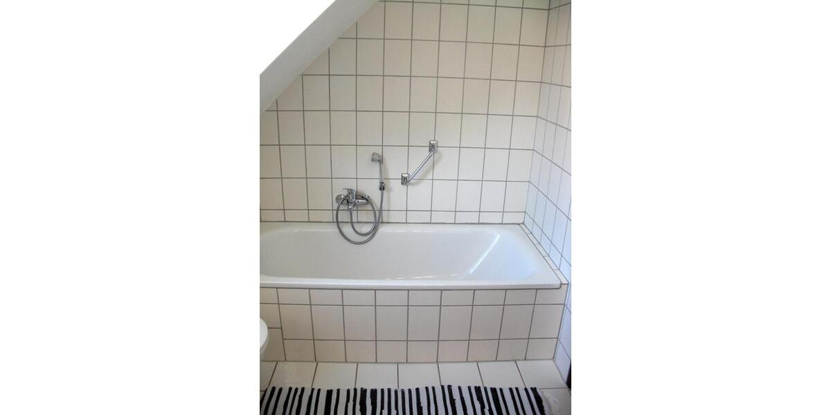 Neue möblierte helle 3 ZKB Balkon zu vermieten, KS Wolfsanger 3 zimmer