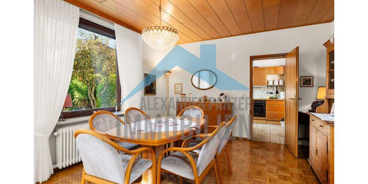 Reihenmittelhaus Kassel Wehlheiden - 5 Zimmer, 137 m&sup2;, 379.000&euro; | Angebot:25899743