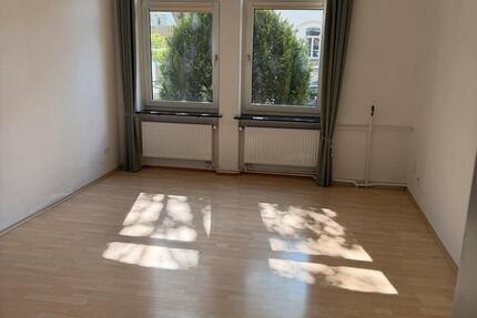 Wohnung Kassel Bad Wilhelmshöhe - 3 Zimmer, 95 m&sup2;, 1.250&euro; | Angebot:26254497