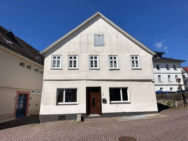 Etagenwohnung Fritzlar - 4 Zimmer, 90 m&sup2;, 650&euro; | Angebot:26917526