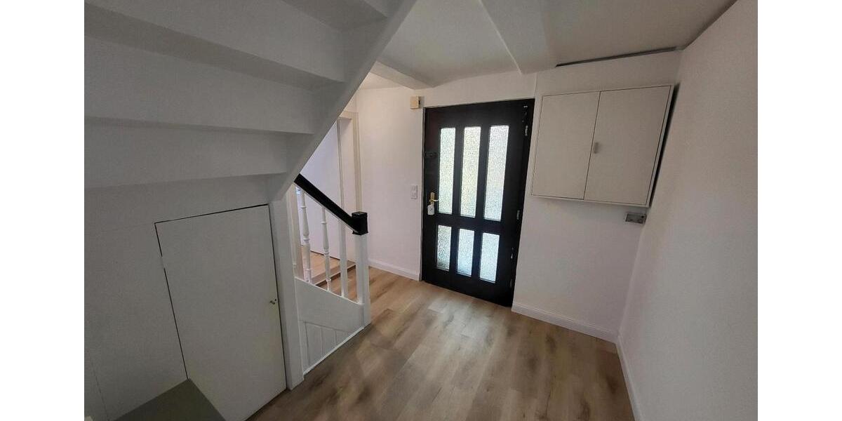 Einfamilienhaus Kassel Niederzwehren - 4 Zimmer, 72 m&sup2;, 790&euro; | Angebot:25239179