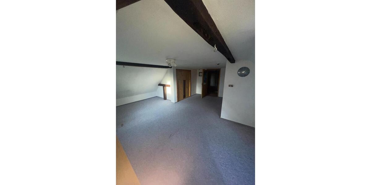 Großes Fachwerkhaus zu vermieten 7 zimmer