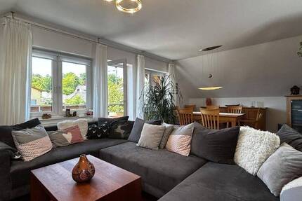 Wenig Hausgeld und viel Platz: Moderne 4-Zimmer-Wohnung mit zwei Balkonen in Kassel-Harleshausen! 4 zimmer