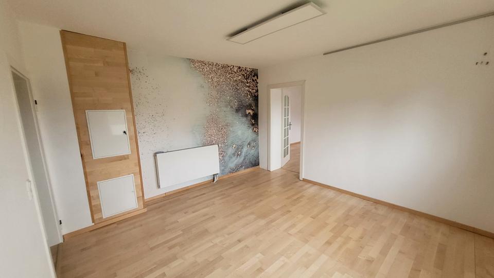 Erdgeschoßwohnung Habichtswald - 2.5 Zimmer, 110 m&sup2;, 850&euro; | Angebot:26039094